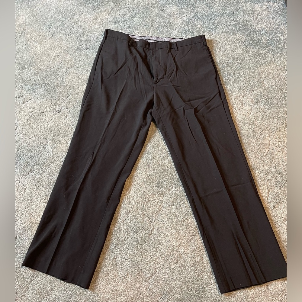 GAP Black Dress Pants with Classic Straight-Leg Cut
